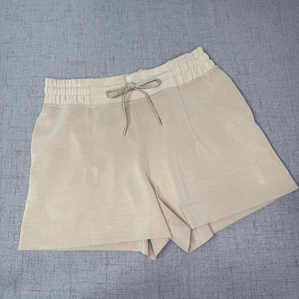 Lululemon Soft Ambitions High Rise Athletic Shorts Softstreme Short Trench 12 - Picture 5 of 10